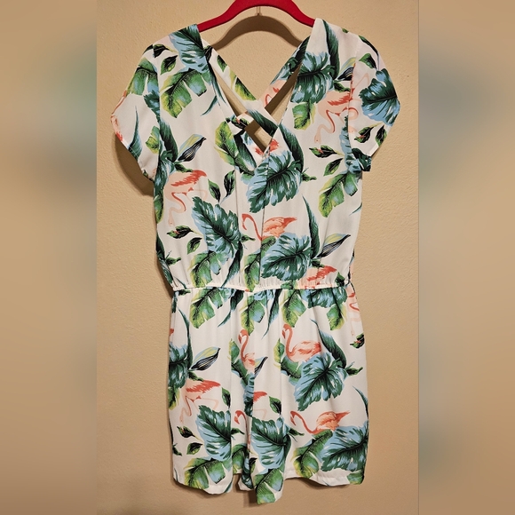 As U Wish Romper White and Pink Tropical Print Size Large  EUC - Picture 4 of 10
